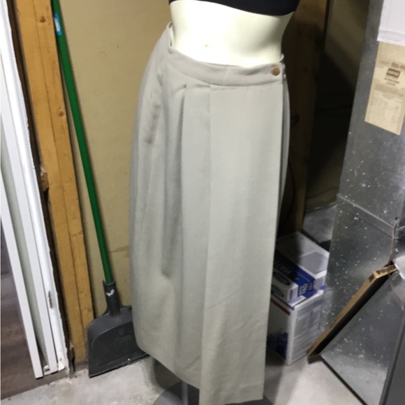 Giorgio Armani Lined Wrap Skirt - Picture 9 of 16